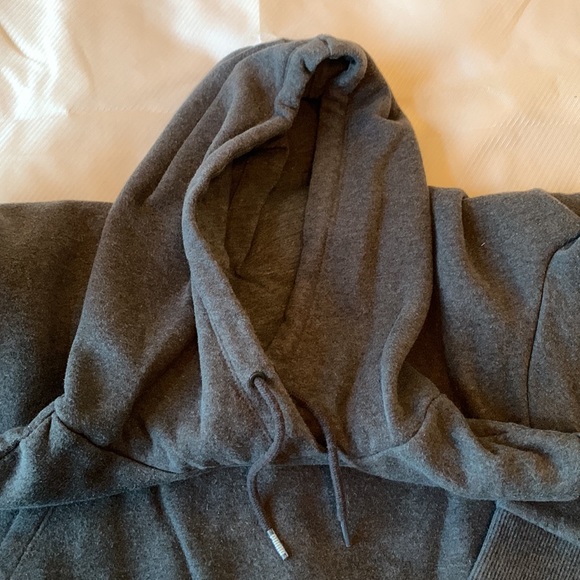 Puma sweatshirt - Picture 3 of 6